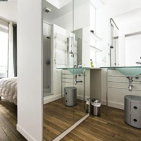 Apartment Halldis - Marais Bas Area Paris